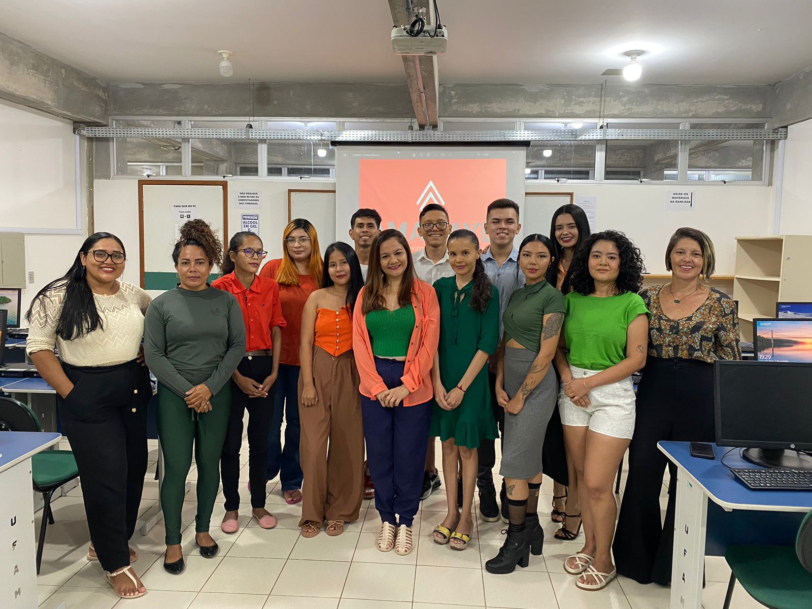 Amanayé é uma agência experimental de comunicação, criada por estudantes do curso de Comunicação Social/Jornalismo, do Instituto de Ciências Sociais, Educação e Zootecnia - ICSEZ UFAM. A previsão é que o Curso de Jornalismo faça o lançamento oficial da ag